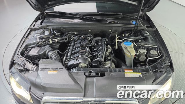 Audi A4 2011 — photo 6