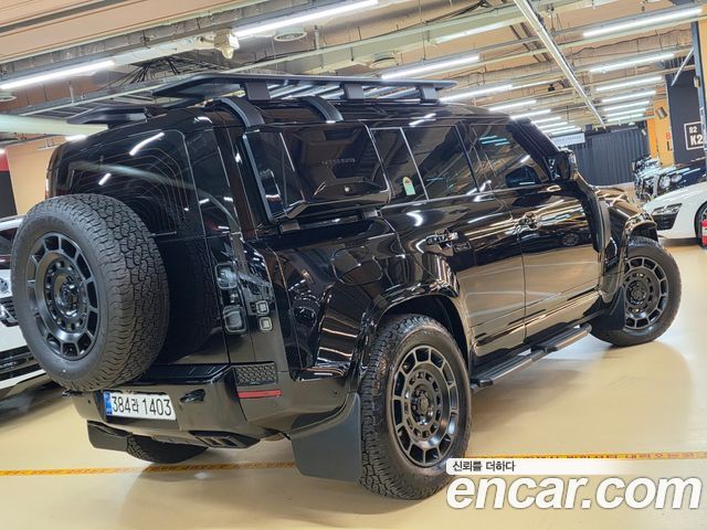 Land Rover Defender 2026 — photo 19