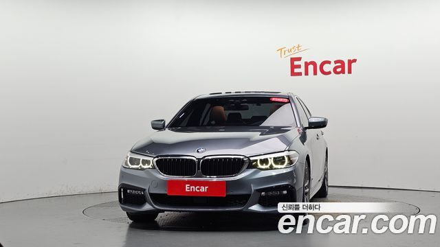 BMW 5-Series 2018 — photo 3