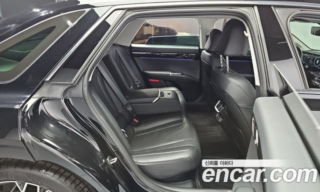Hyundai Grandeur 2023 — photo 16