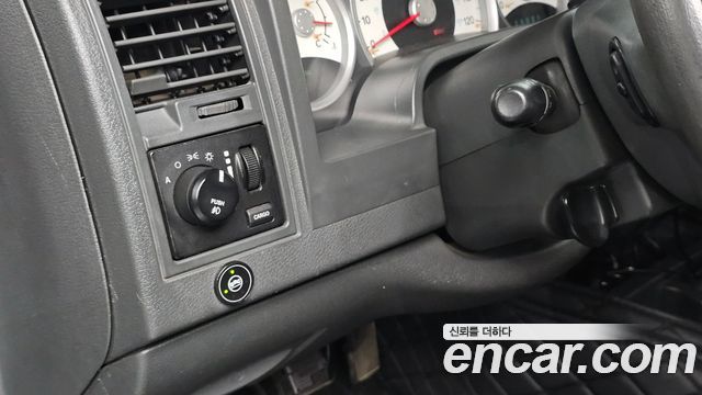 Dodge Dakoda 2007 — photo 13