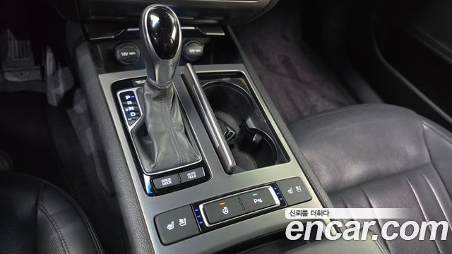 Hyundai Genesis 2016 — photo 12