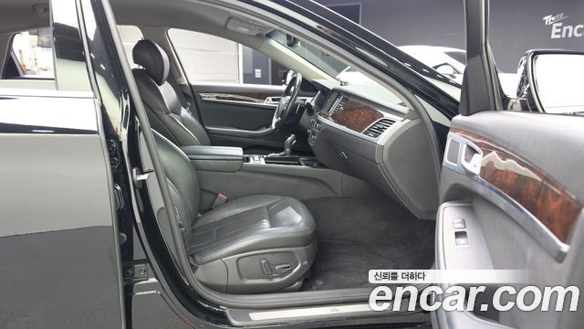 Hyundai Genesis 2016 — photo 17