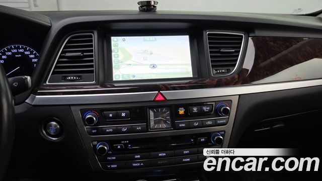 Hyundai Genesis 2016 — photo 20