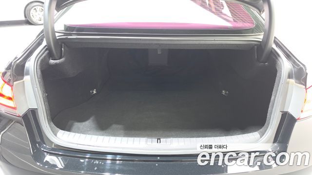 Hyundai Genesis 2016 — photo 26