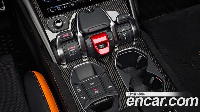 Lamborghini Urus 2024 — photo 9
