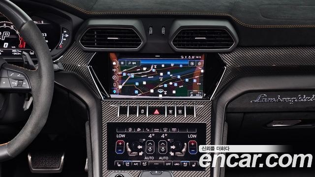 Lamborghini Urus 2024 — photo 14