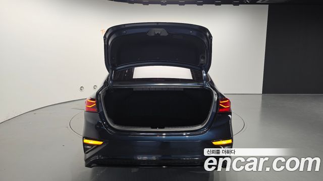 Kia K3 2019 — photo 26