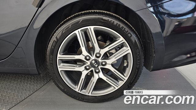 Kia K3 2019 — photo 7