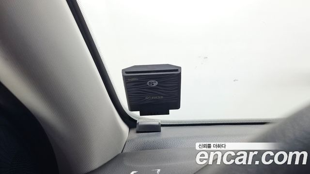 Kia K3 2019 — photo 28