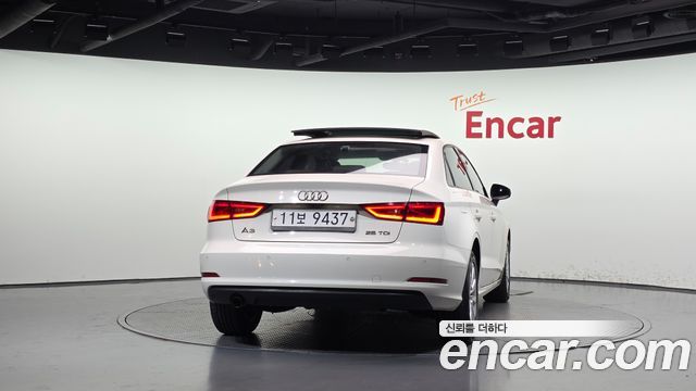 Audi A3 2015 — photo 4