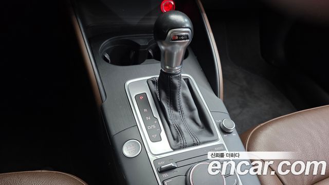 Audi A3 2015 — photo 9