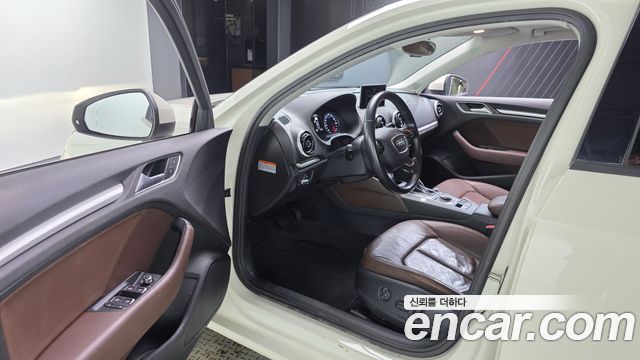 Audi A3 2015 — photo 10