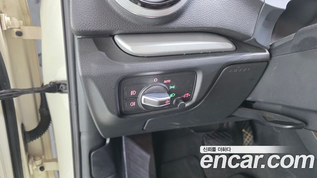 Audi A3 2015 — photo 17