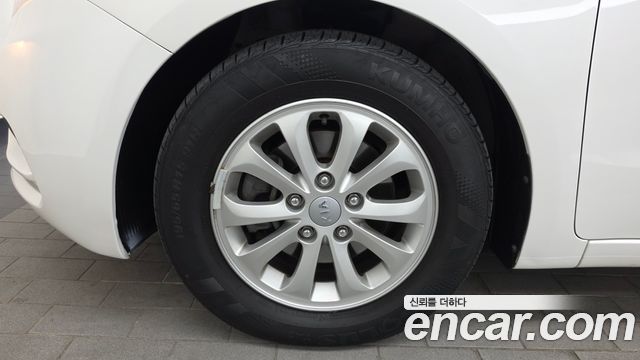 Kia K3 2013 — photo 5