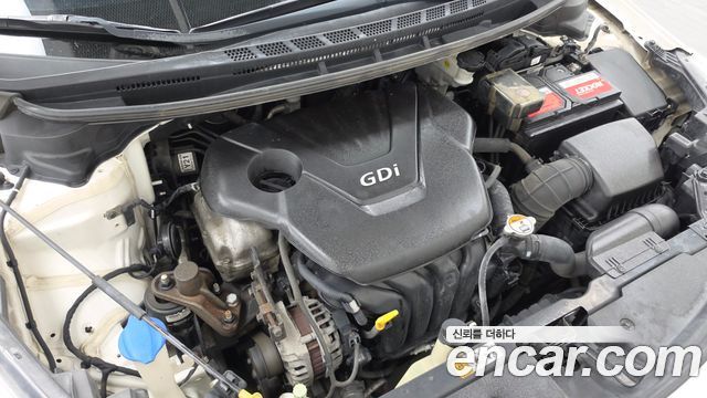 Kia K3 2013 — photo 6