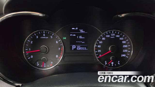 Kia K3 2013 — photo 8