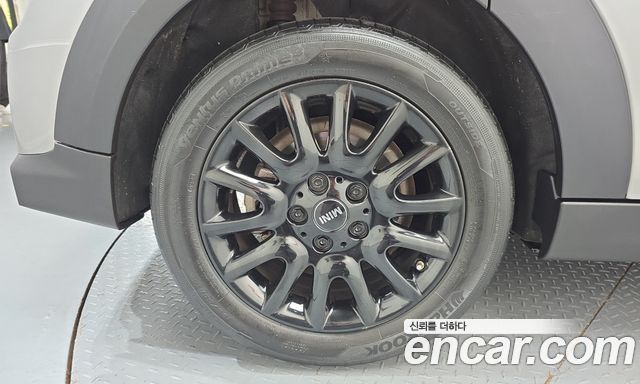 Mini Cooper 2024 — photo 5