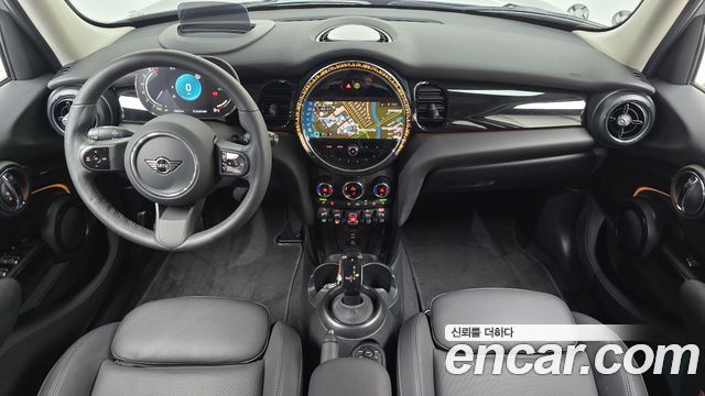 Mini Cooper 2024 — photo 10