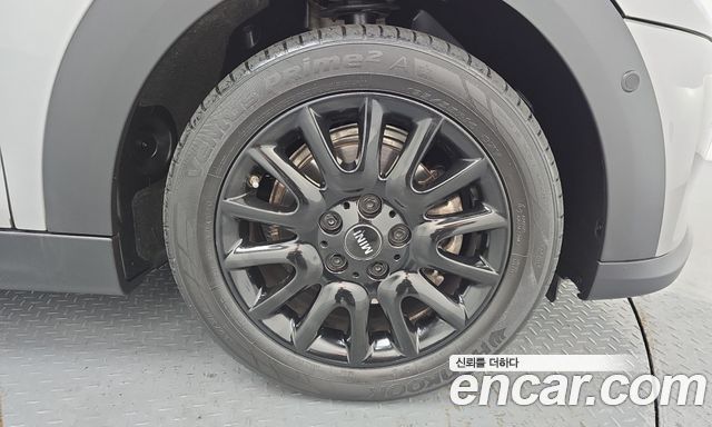 Mini Cooper 2024 — photo 7