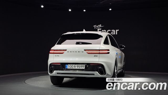 Genesis GV70 2023 — photo 4