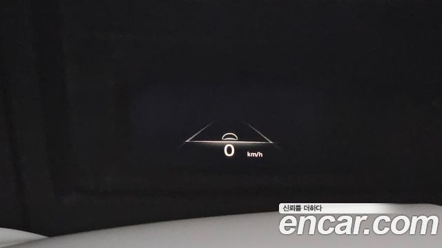 Genesis GV70 2023 — photo 25