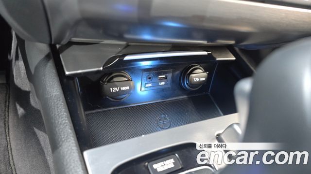 Hyundai Genesis 2016 — photo 33