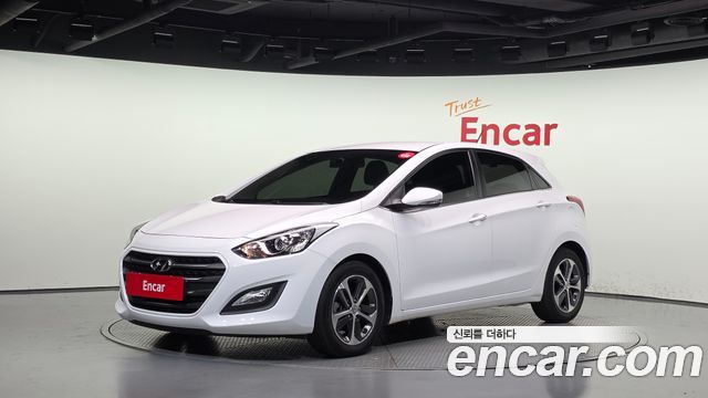 Hyundai i30 2016 — photo 1