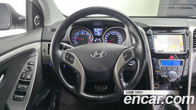 Hyundai i30 2016 — photo 13