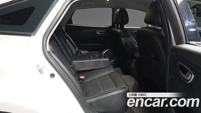 Renault Korea SM6 2020 — photo 18