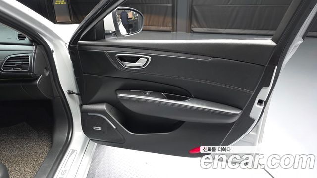 Renault Korea SM6 2020 — photo 14
