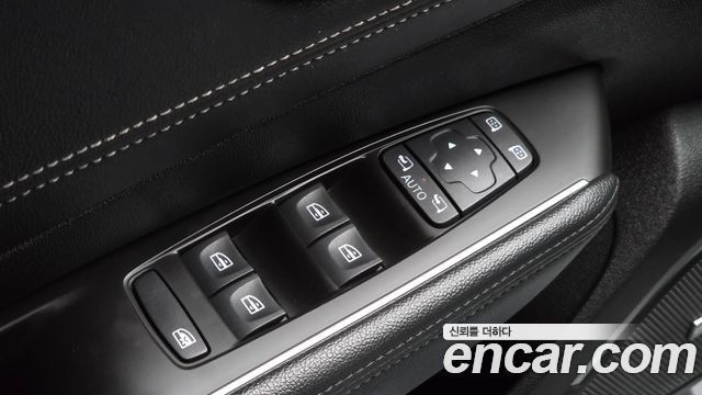 Renault Korea SM6 2020 — photo 28