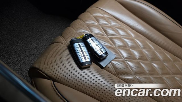 Genesis GV80 2020 — photo 23