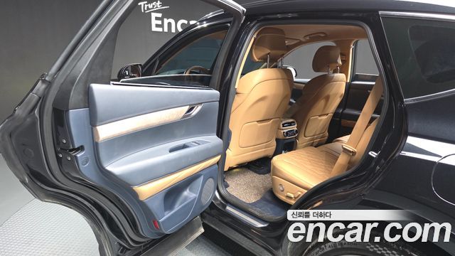 Genesis GV80 2020 — photo 16