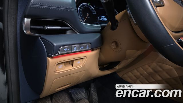 Genesis GV80 2020 — photo 31