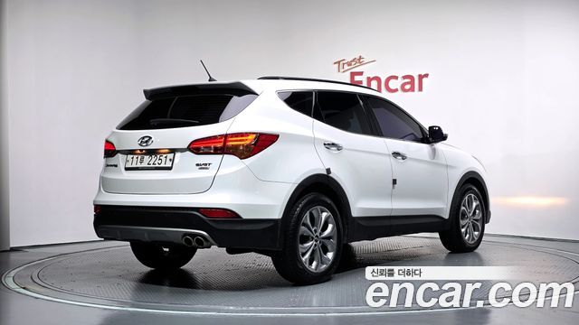 Hyundai Santafe 2015 — photo 2