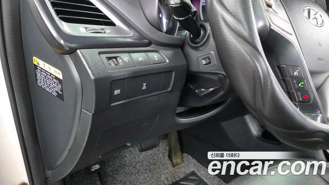 Hyundai Santafe 2015 — photo 23