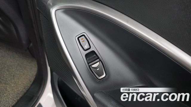 Hyundai Santafe 2015 — photo 25