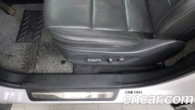 Hyundai Santafe 2015 — photo 31