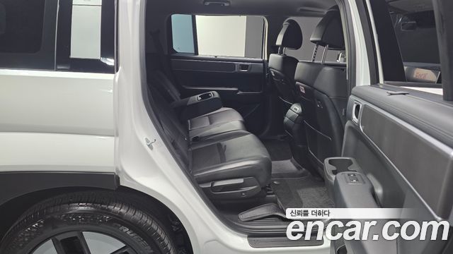 Hyundai Santafe 2024 — photo 18