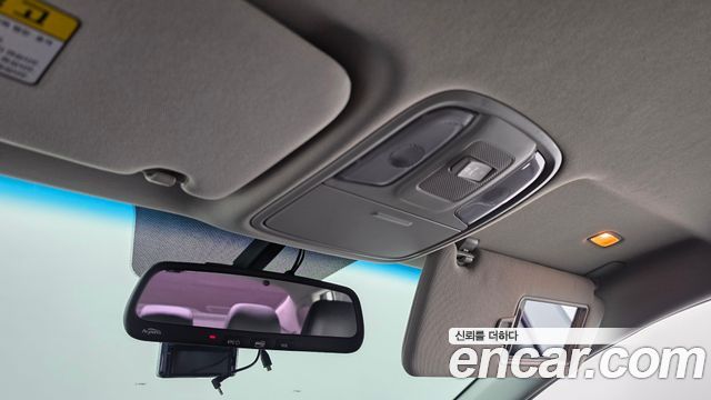 Kia K5 2016 — photo 24