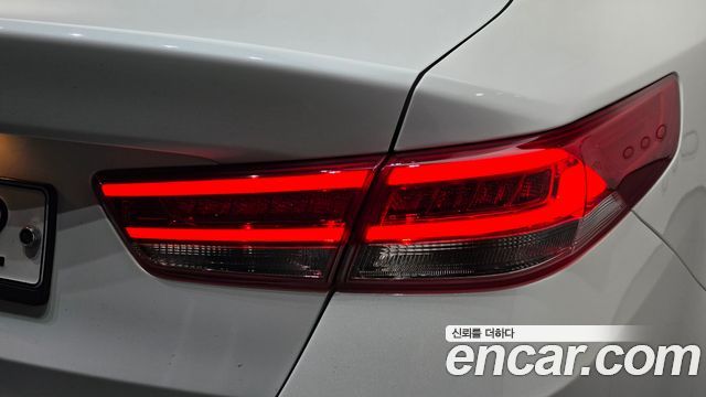 Kia K5 2016 — photo 9