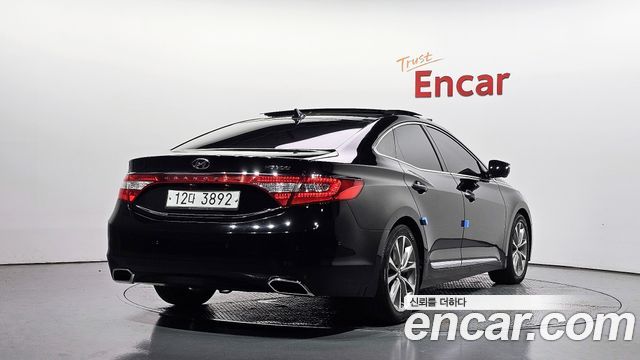Hyundai Grandeur 2015 — photo 2