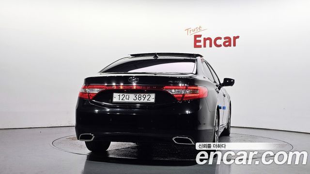 Hyundai Grandeur 2015 — photo 4