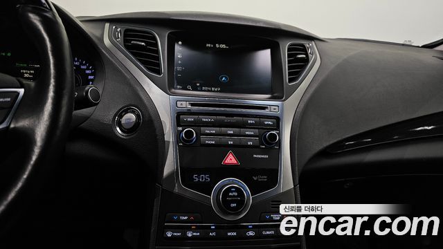 Hyundai Grandeur 2015 — photo 15