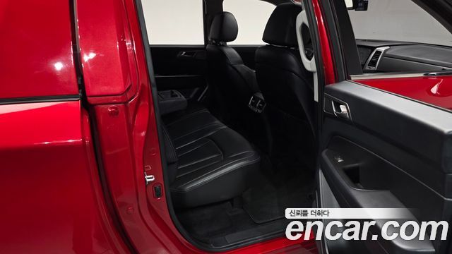 KG Mobility Rexton 2018 — photo 18