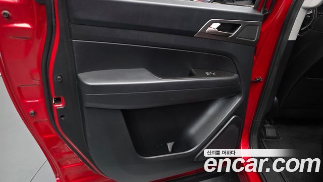 KG Mobility Rexton 2018 — photo 15