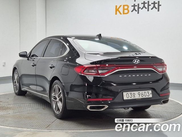 Hyundai Grandeur 2018 — photo 3