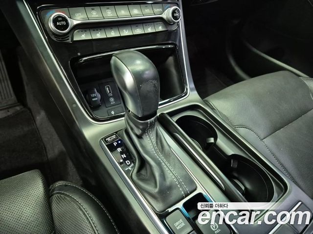 Hyundai Grandeur 2018 — photo 9