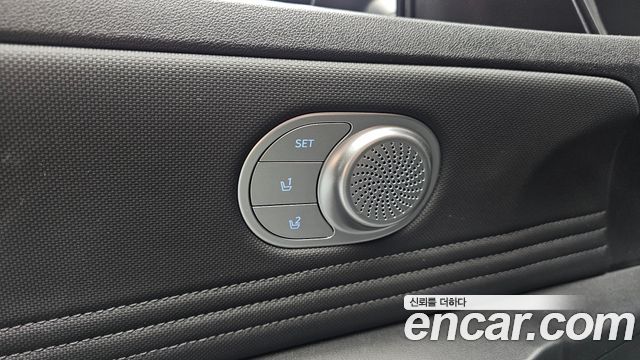 Hyundai AVANTE 2021 — photo 35